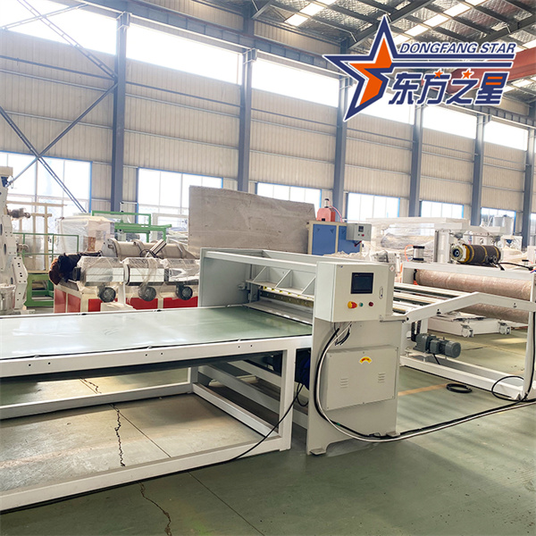 0,4-1,6 mm tjocklek plastskiva extruderingsmaskin PP arkrulle produktionslinje