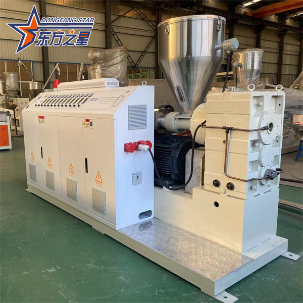 Transparent mjuk PVC Strip Curtain Extrusion Machine